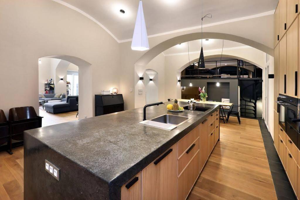 Design Loft 2 Minutes To Wenceslas Square Prag Dış mekan fotoğraf